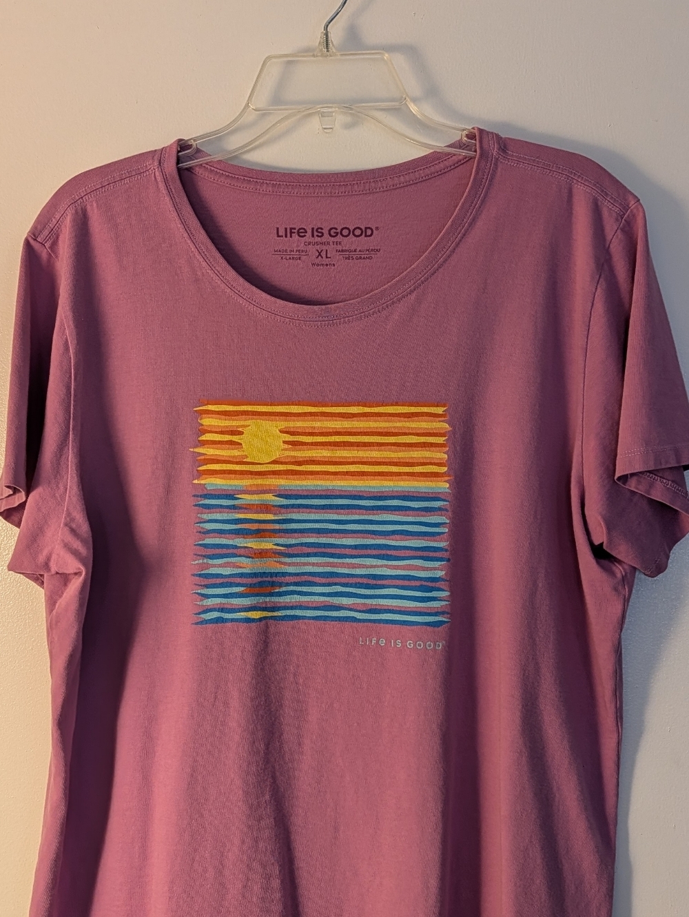 Life Is Good Pink Crusher Cotton Tee with Sunset Stripe Xlarge